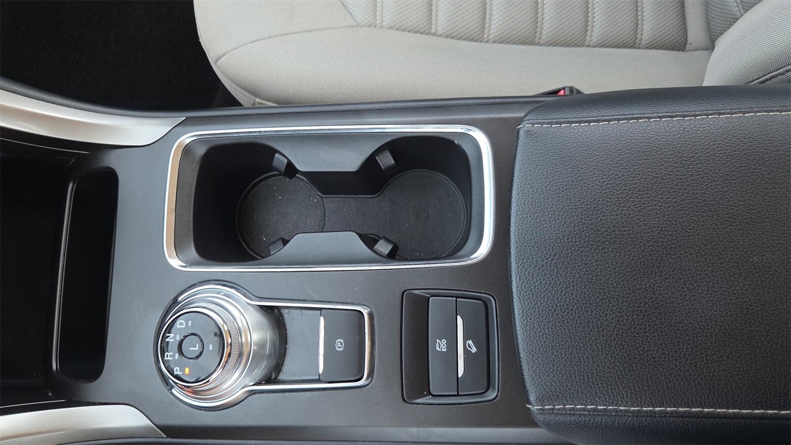 2018 Ford Fusion Hybrid S photo 28