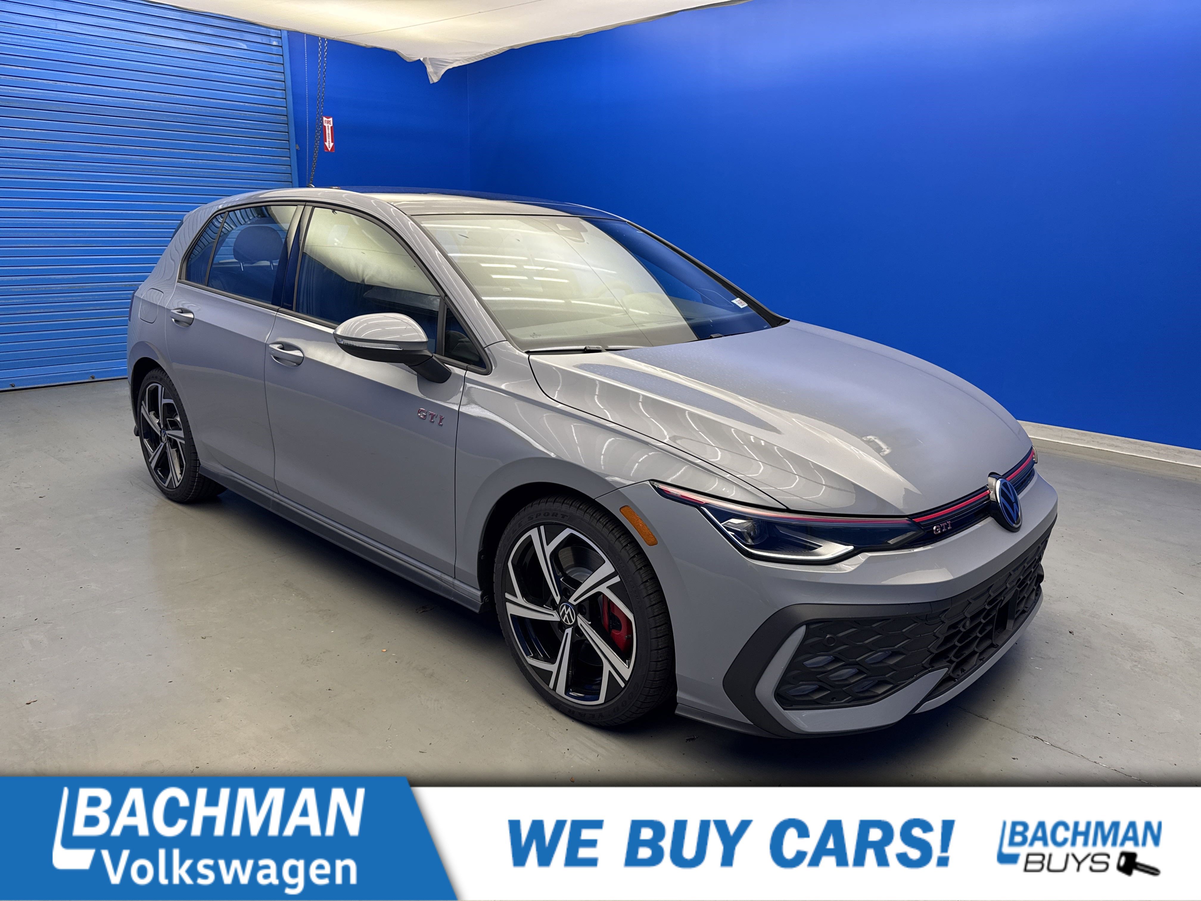 2025 Volkswagen Golf GTI SE's photo