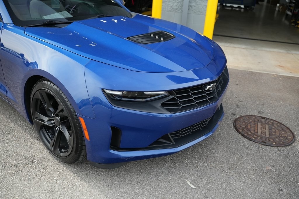 2022 Chevrolet Camaro LT1's photo