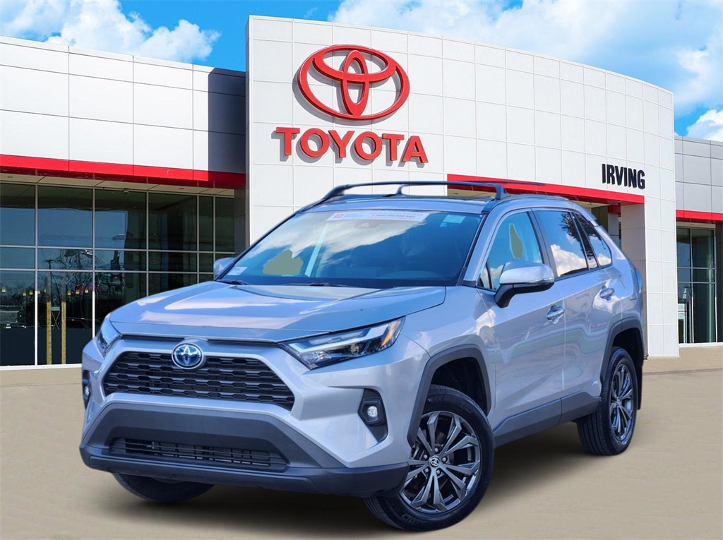 2023 Toyota RAV4 XLE Premium's photo