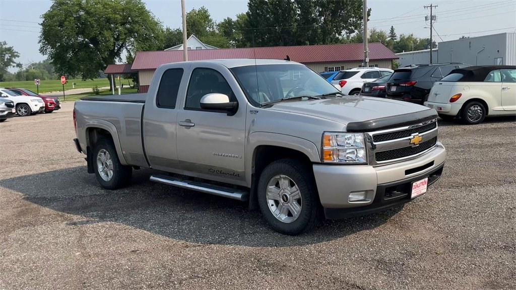 Used 2009 Chevrolet Silverado 1500 LTZ with VIN 1GCEK39039Z158572 for sale in Oslo, Minnesota