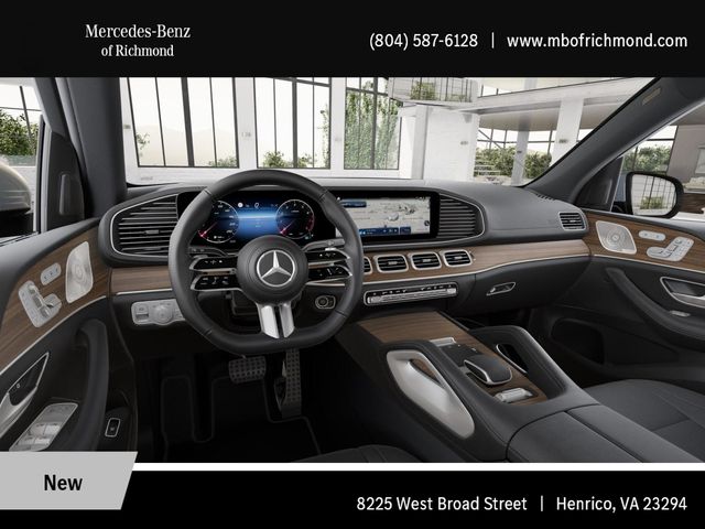 2025 Mercedes Benz GLS 450 4MATIC photo 3