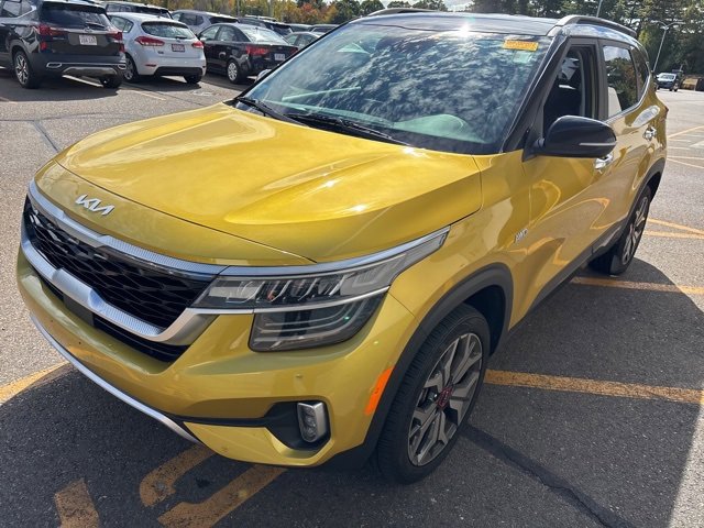 2022 Kia Seltos SX photo 3