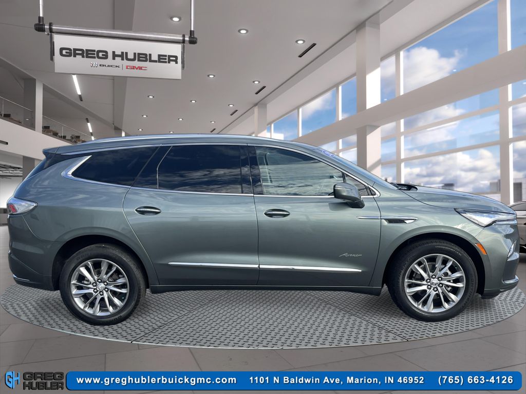 2023 Buick Enclave Avenir photo 4