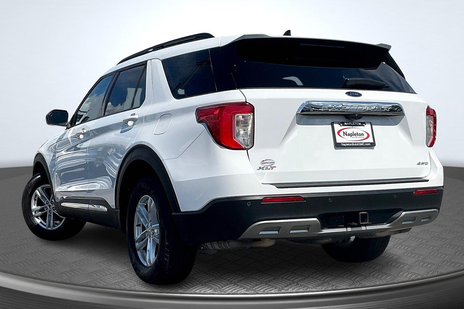 2022 Ford Explorer XLT photo 11