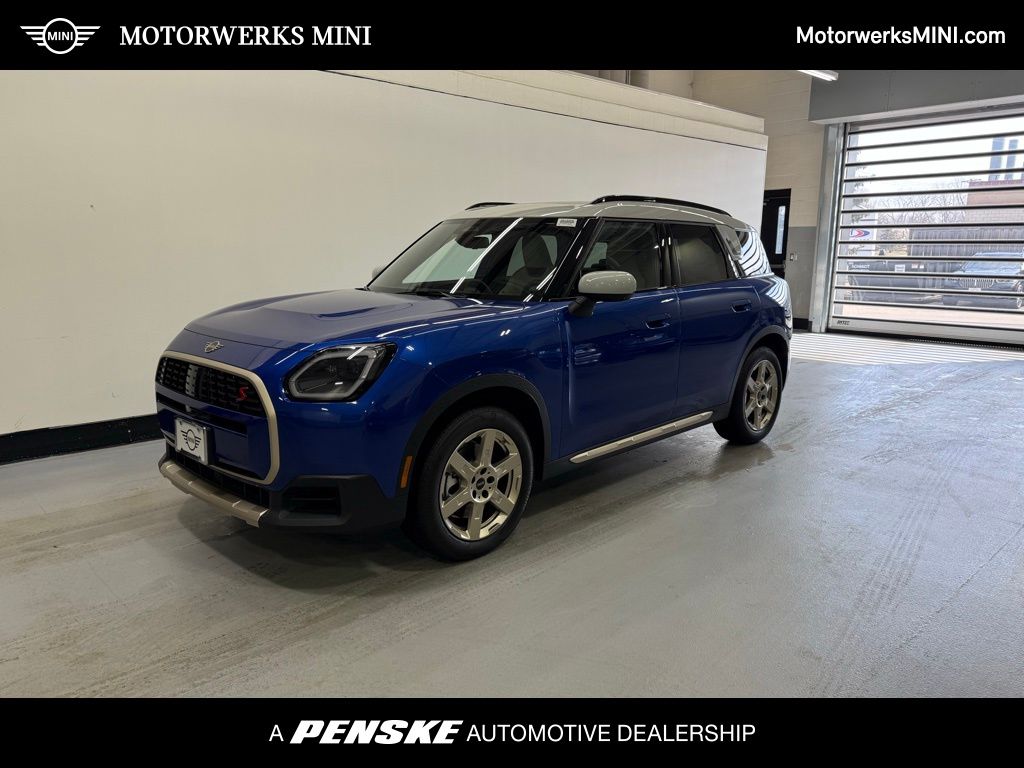 2025 MINI Countryman S's photo