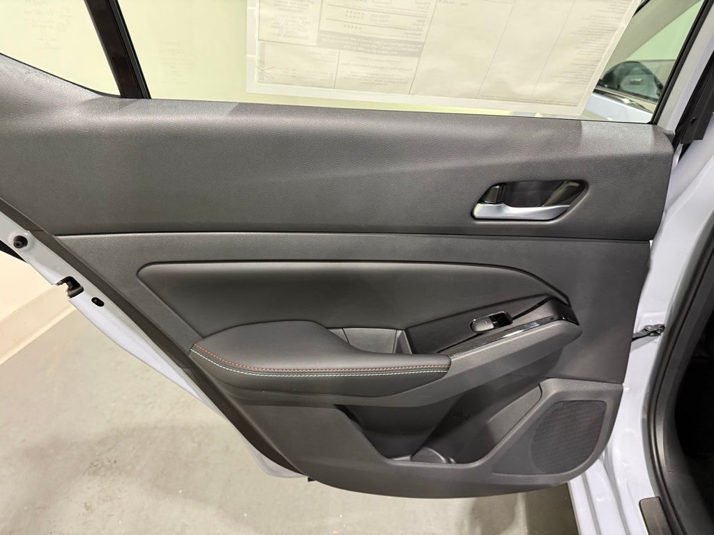 2025 Nissan Altima SR photo 20