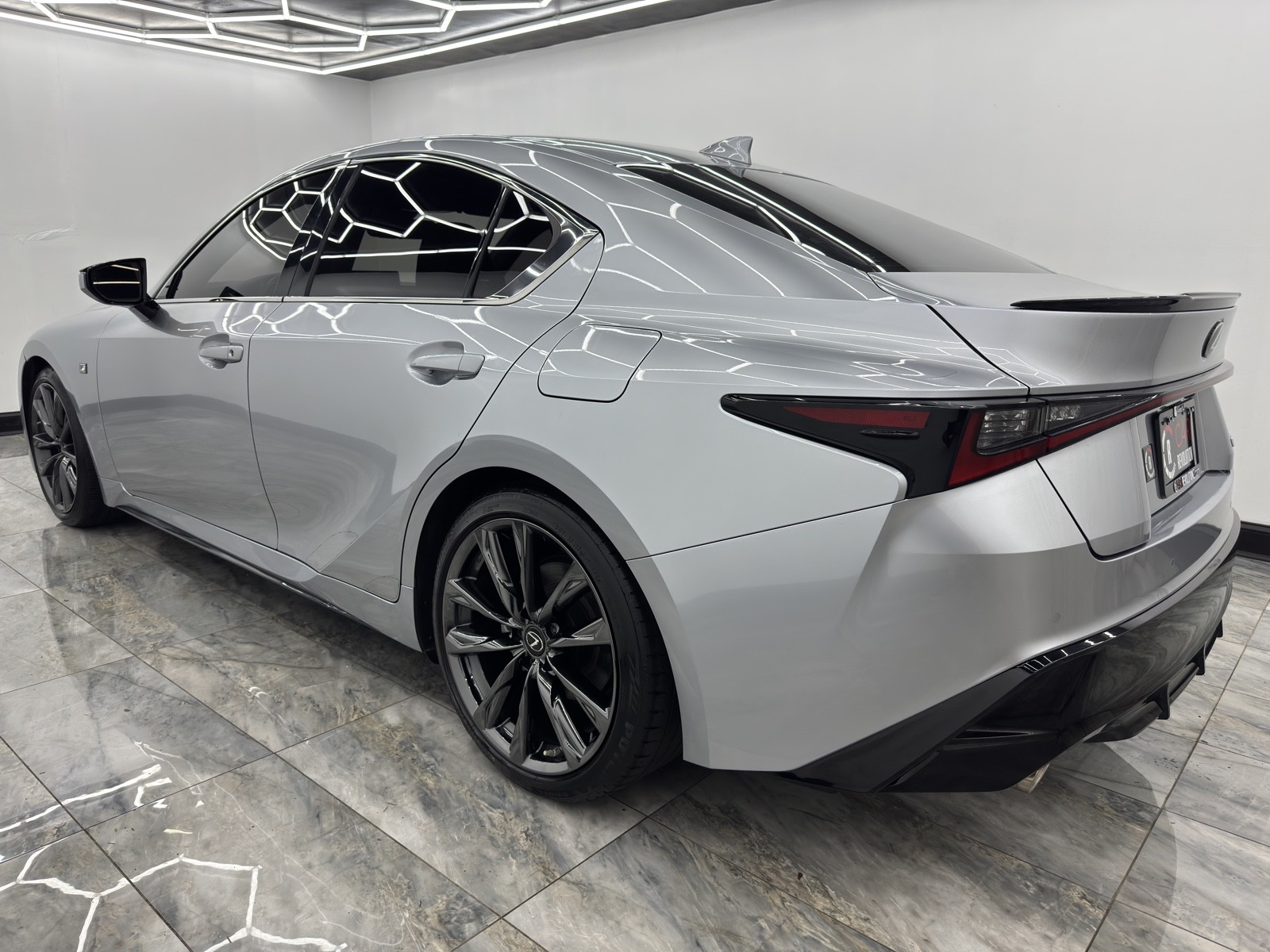 2022 Lexus IS 350 F SPORT photo 24