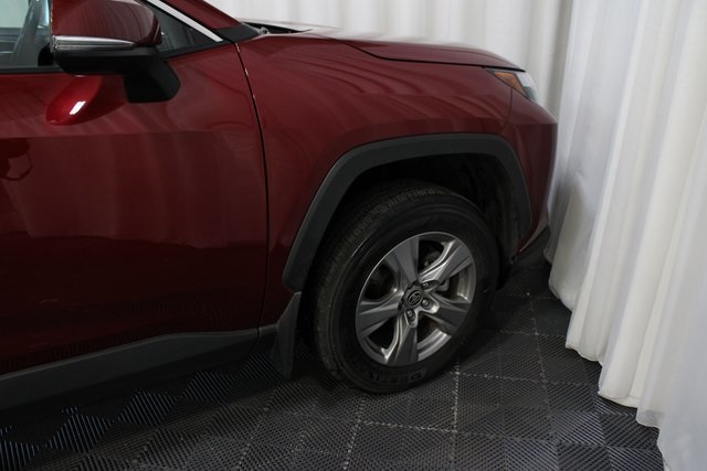 2024 Toyota RAV4 Hybrid XLE photo 11