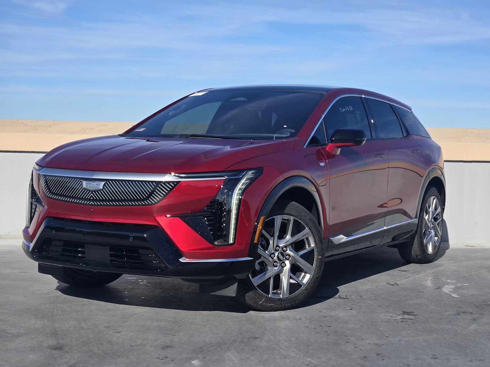 2026 Cadillac OPTIQ Luxury's photo