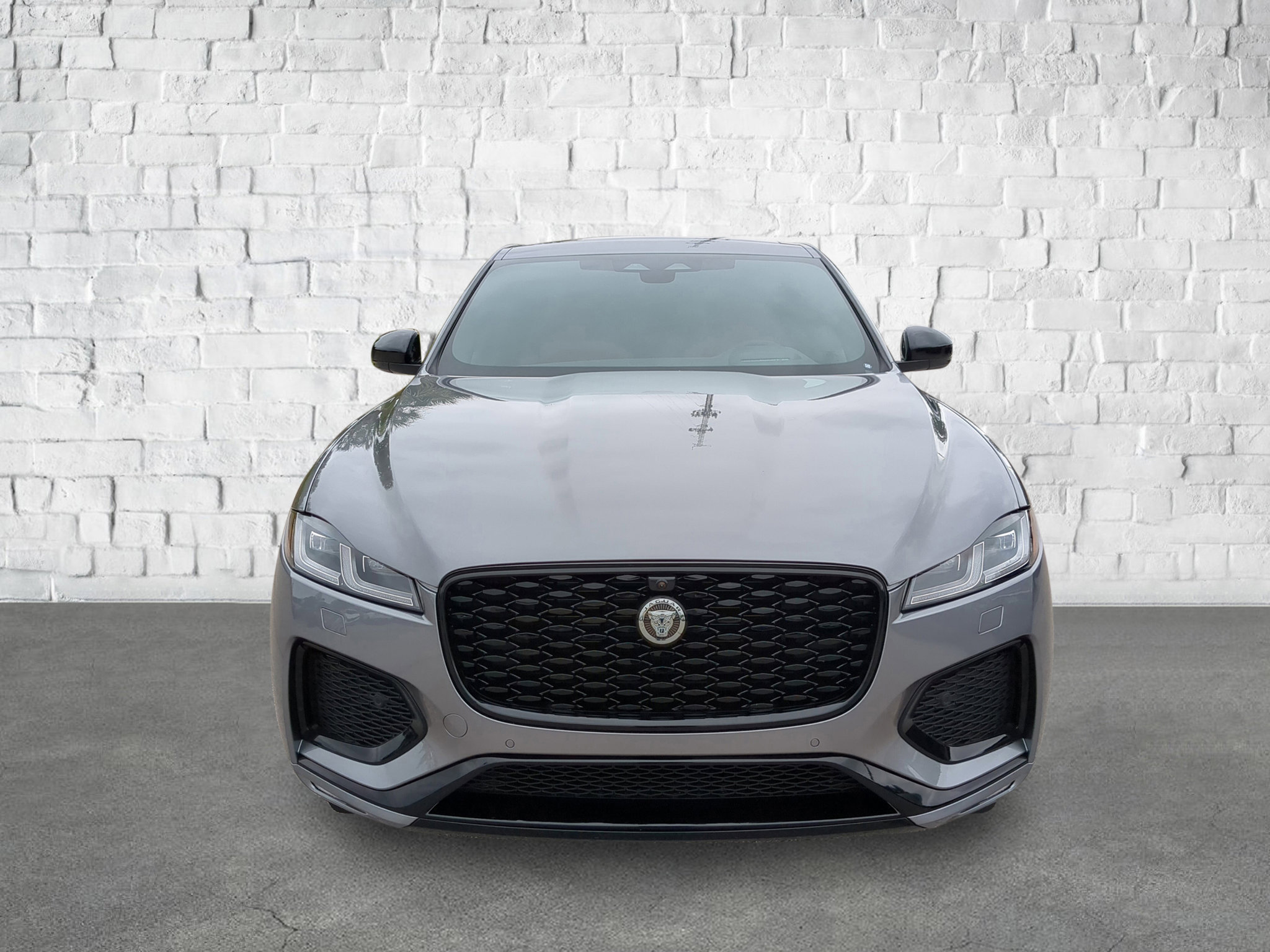 2026 Jaguar F-PACE P250 R-Dynamic S photo 2
