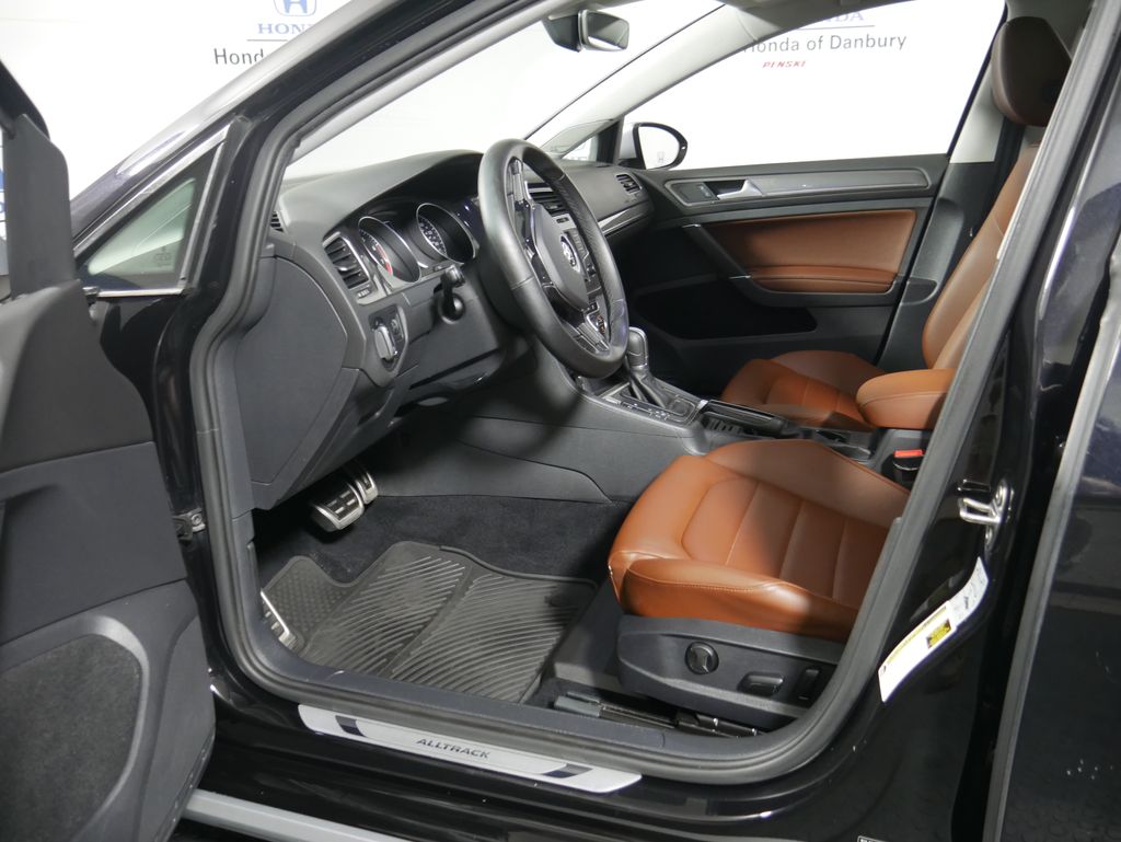 2017 Volkswagen Golf Alltrack TSI S 4Motion photo 26