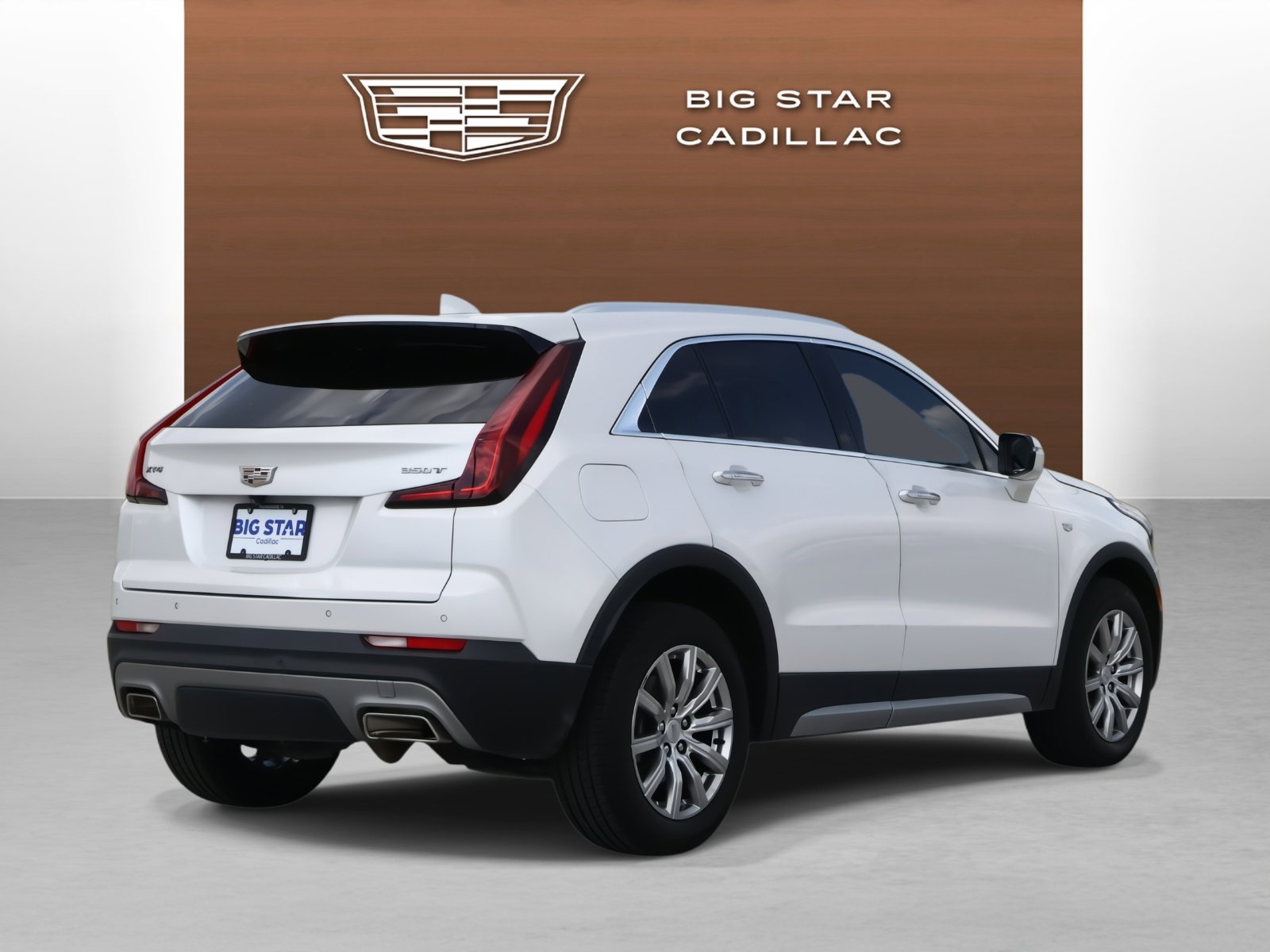 2022 Cadillac XT4 Premium Luxury photo 3