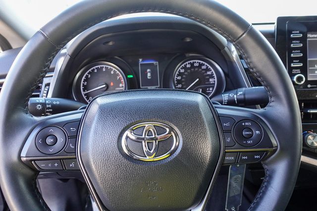 2024 Toyota Camry SE photo 12
