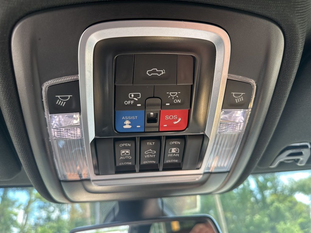 2022 Ram 2500 Longhorn photo 25