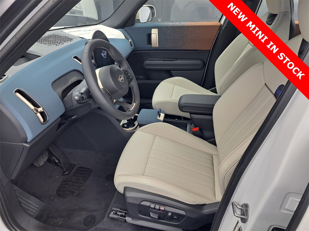 2025 Mini Countryman ALL4 Signature photo 8
