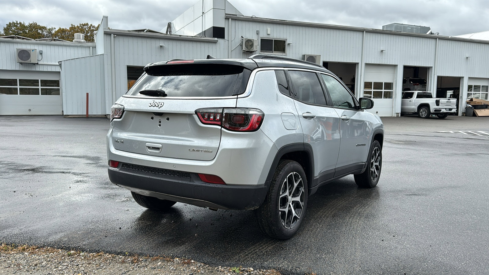 2024 Jeep Compass Limited photo 3