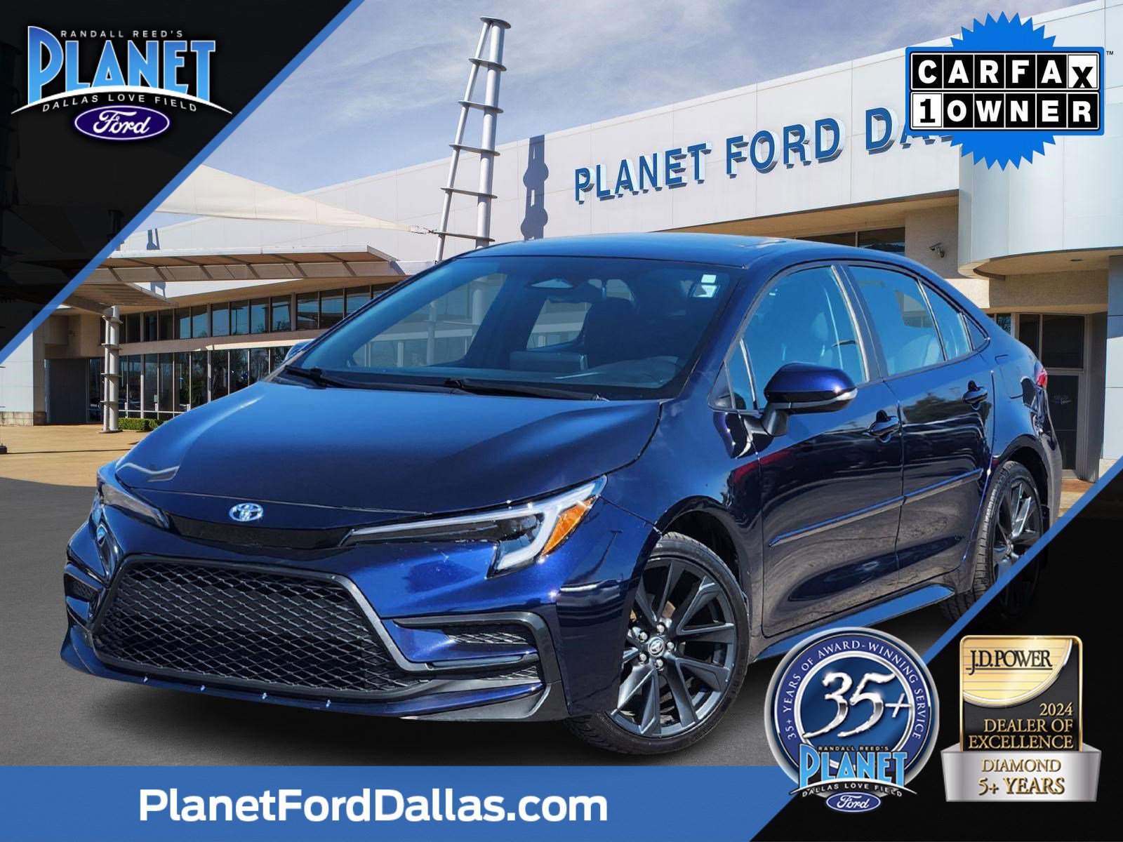 2024 Toyota Corolla SE's photo