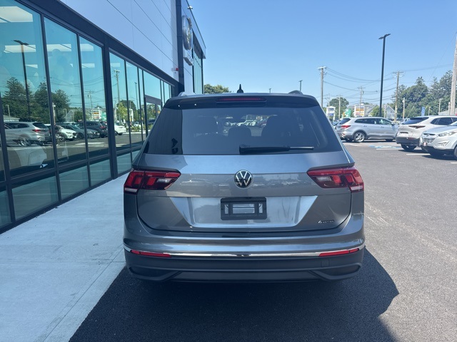 2023 Volkswagen Tiguan S photo 3