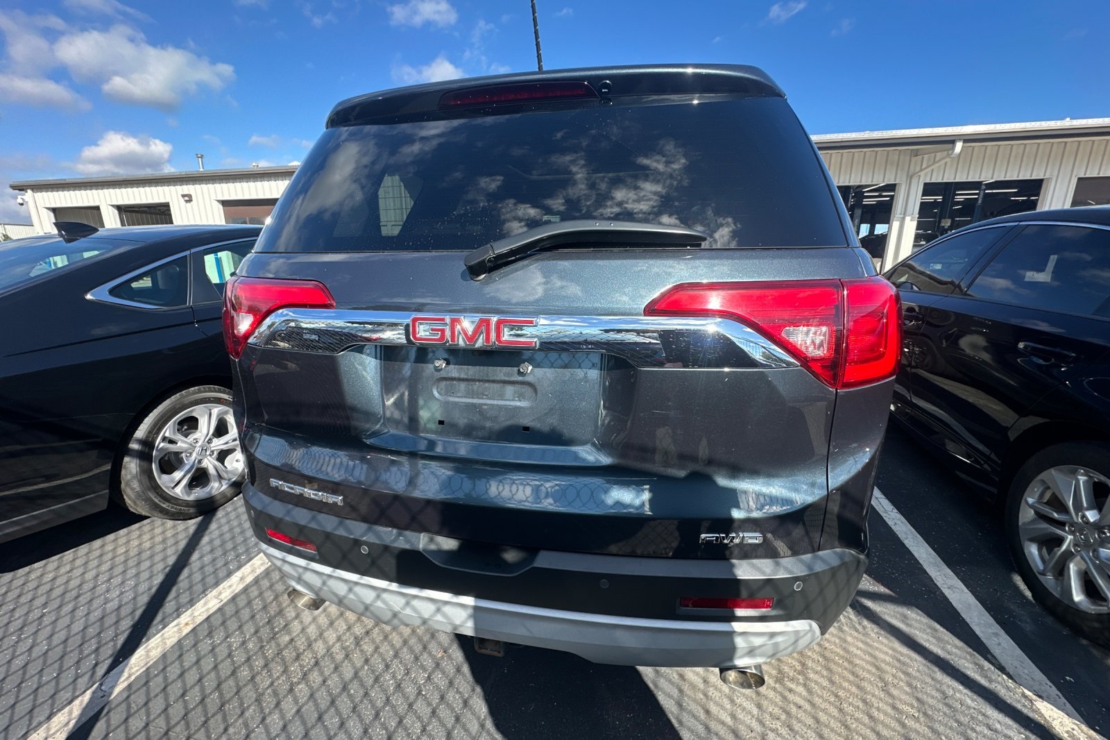 2019 Gmc Acadia SLT photo 3