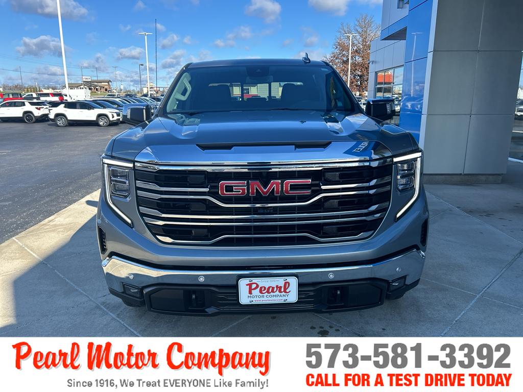 2024 Gmc Sierra 1500 SLT photo 2