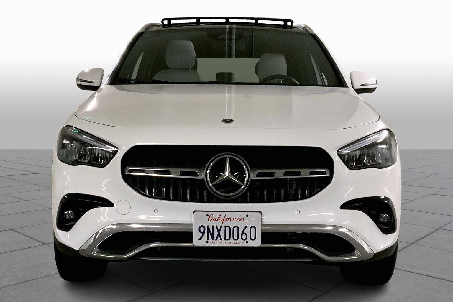 2025 Mercedes Benz GLA 250 photo 3