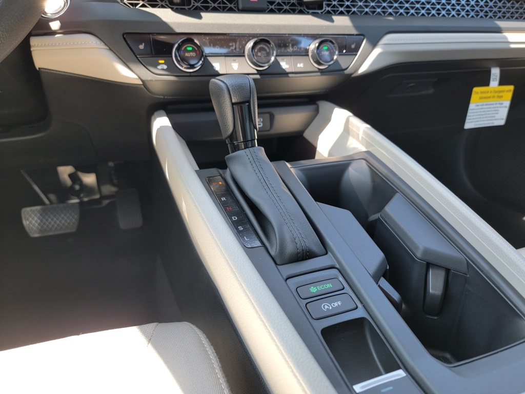 2025 Honda Accord SE photo 31