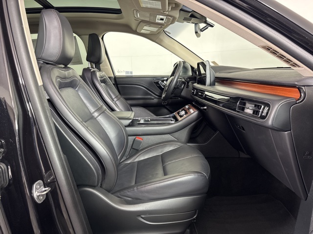 2024 Lincoln Aviator Reserve photo 3