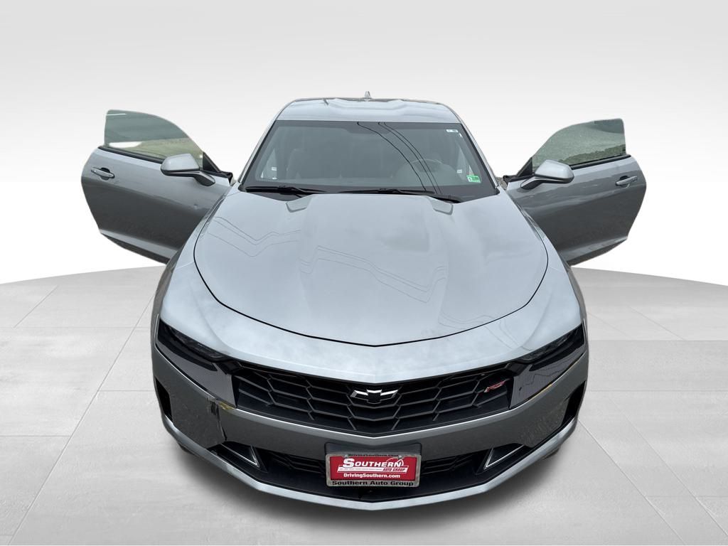 2024 Chevrolet Camaro 1LT photo 9