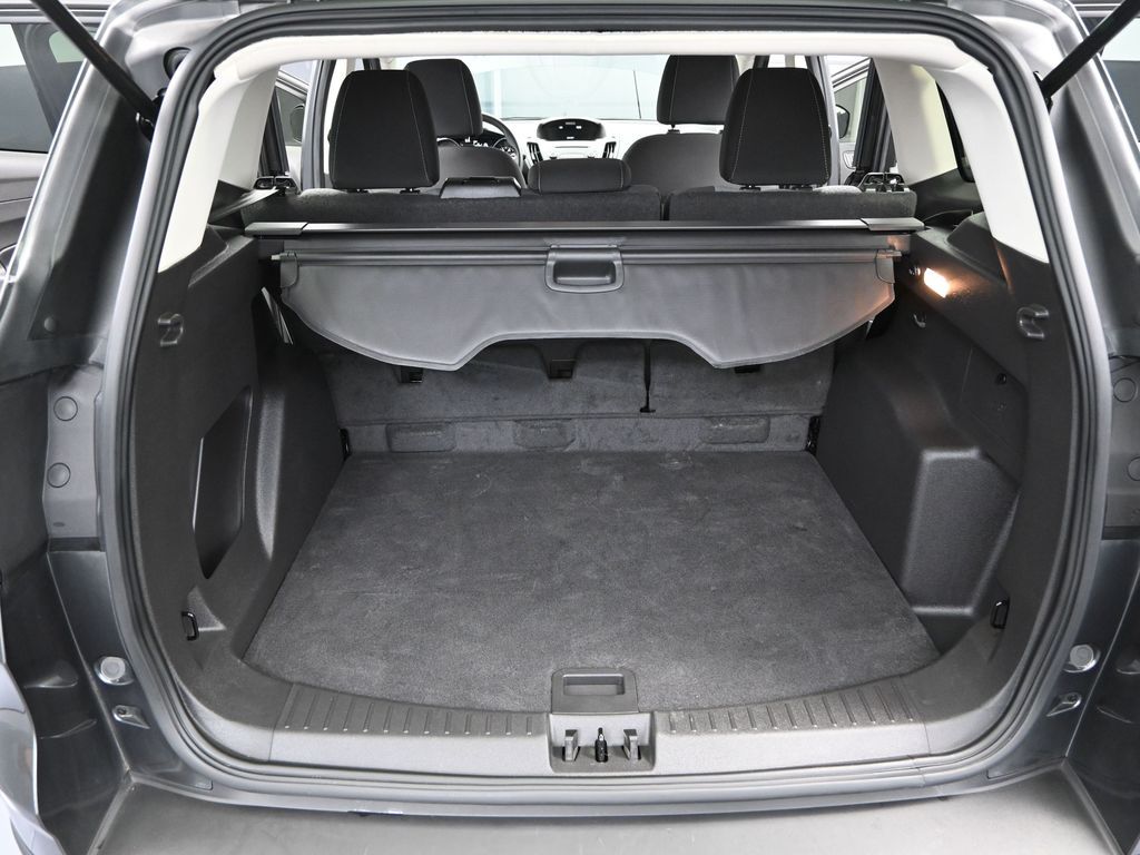 2017 Ford Escape SE photo 32