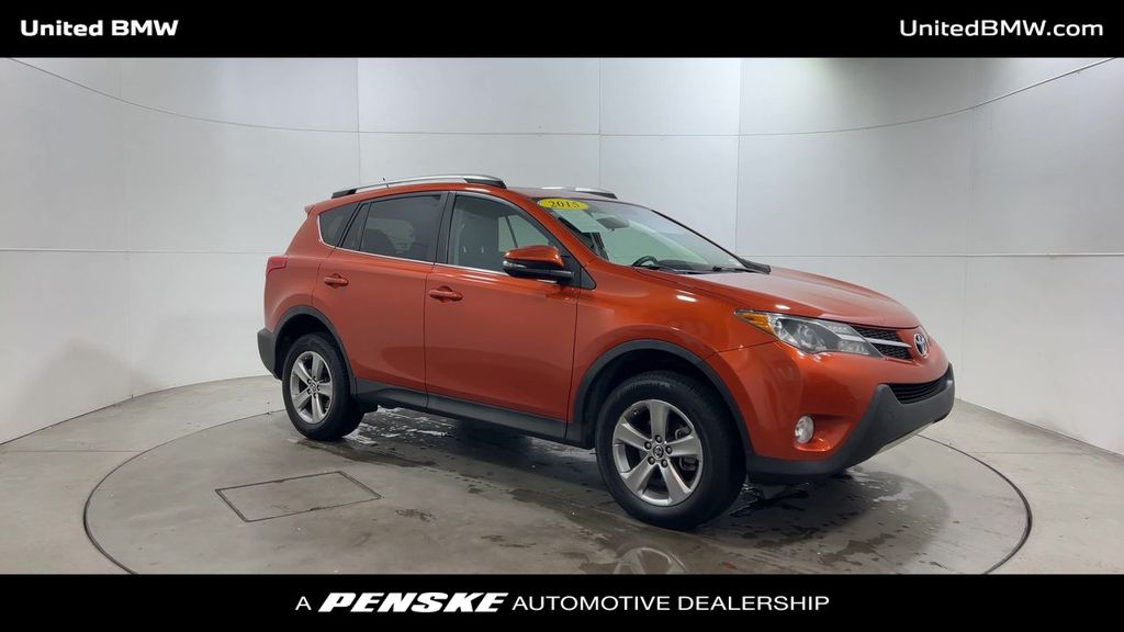 2015 Toyota RAV4 XLE photo 2