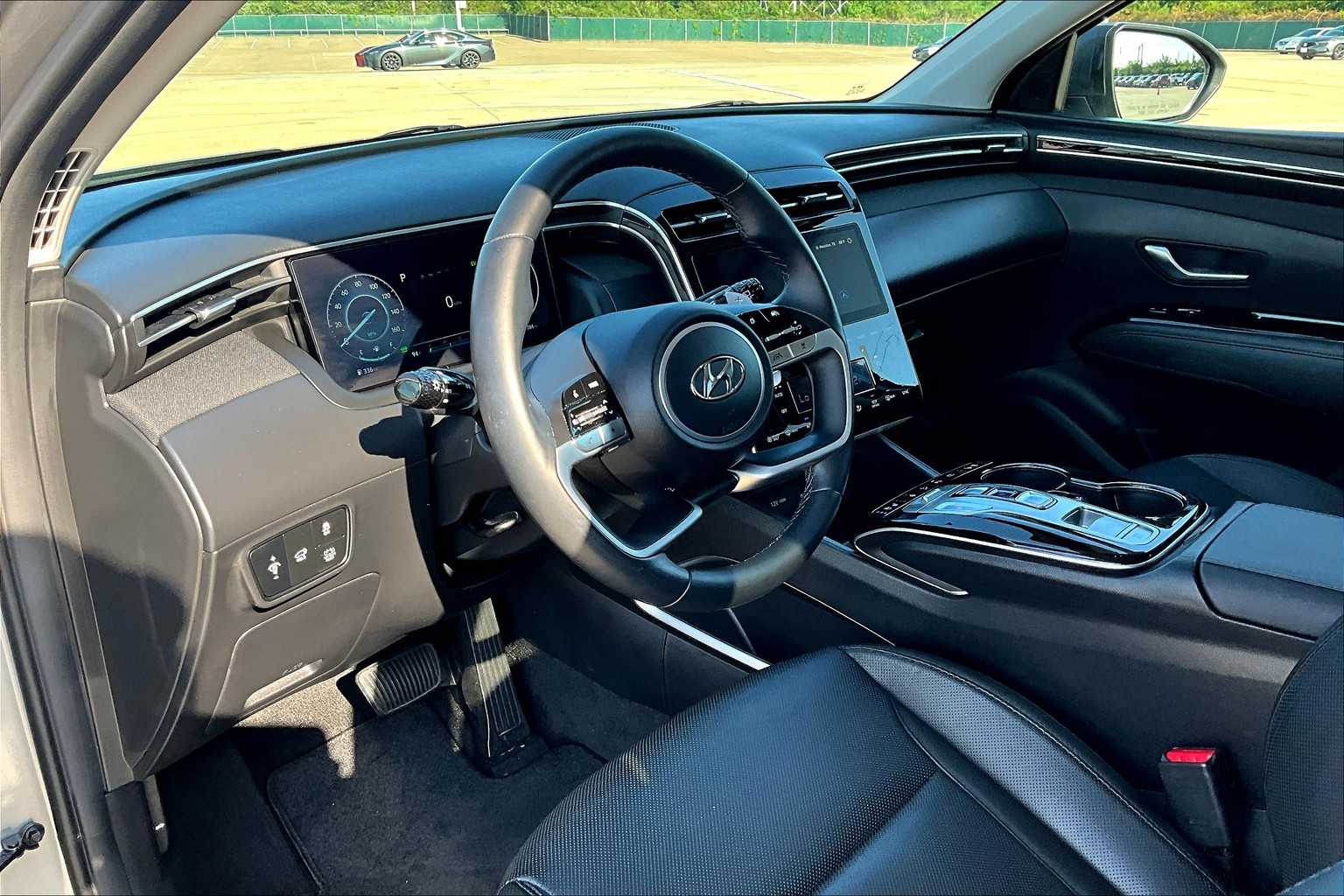 2024 Hyundai Tucson Hybrid photo 17