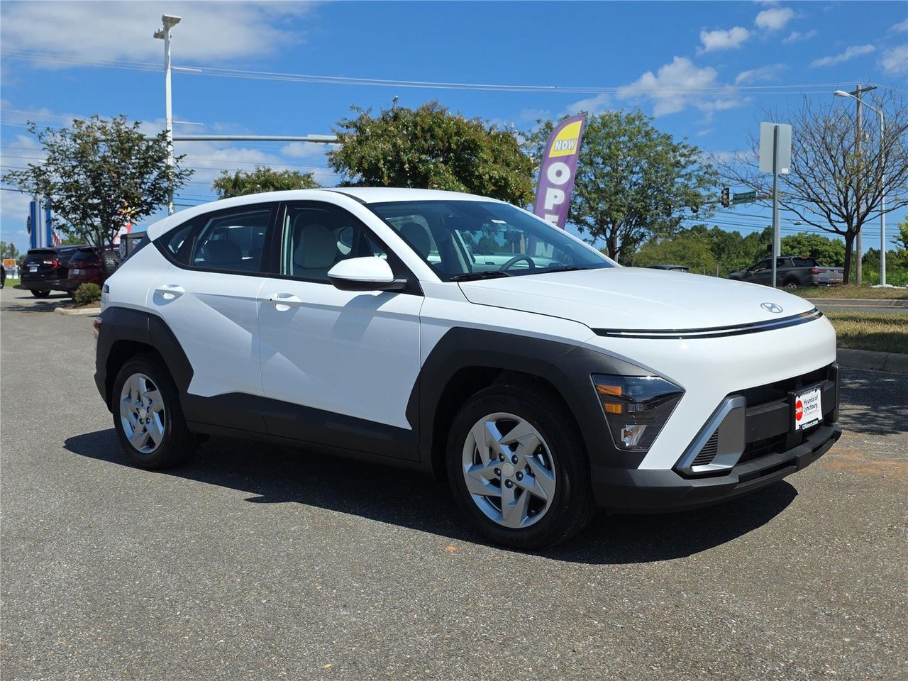 2026 Hyundai Kona SE photo 2