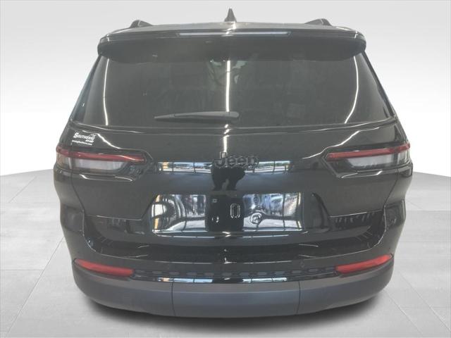 2025 Jeep Grand Cherokee Altitude X photo 4