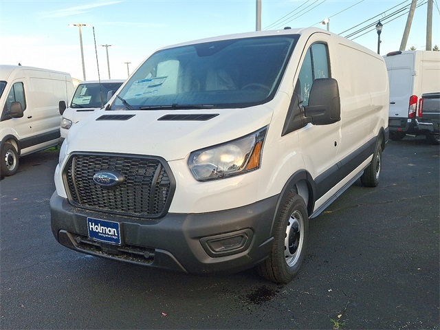 2025 Ford Transit photo 3