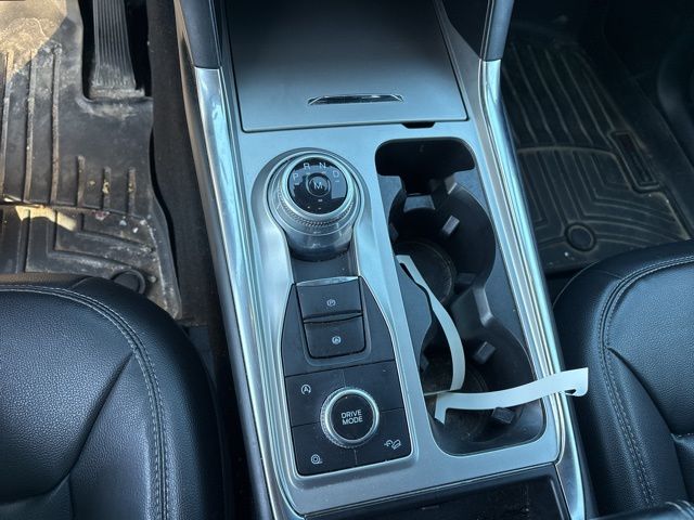 2020 Ford Explorer XLT photo 15