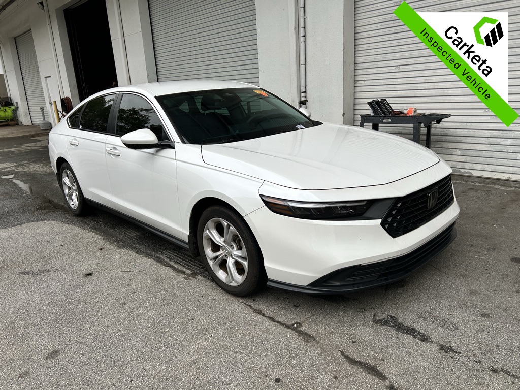 2023 Honda Accord LX's photo