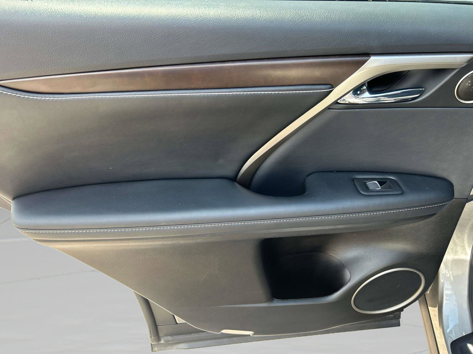 2022 Lexus RX 350 photo 38