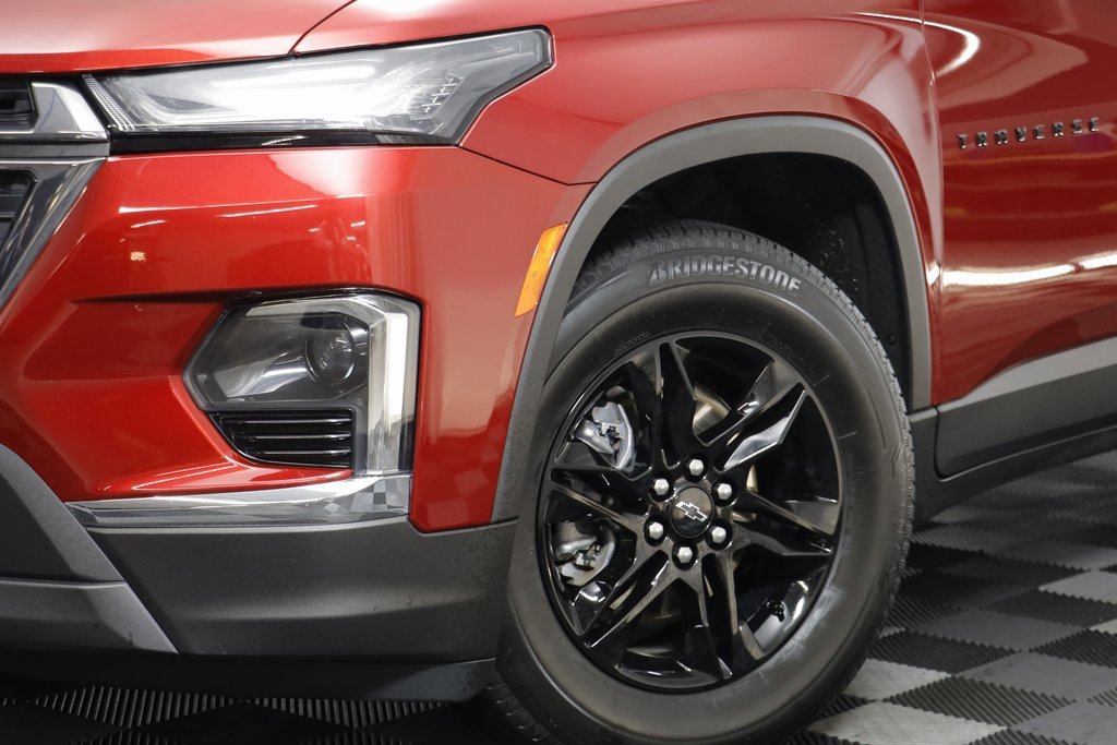 2023 Chevrolet Traverse Cloth photo 2