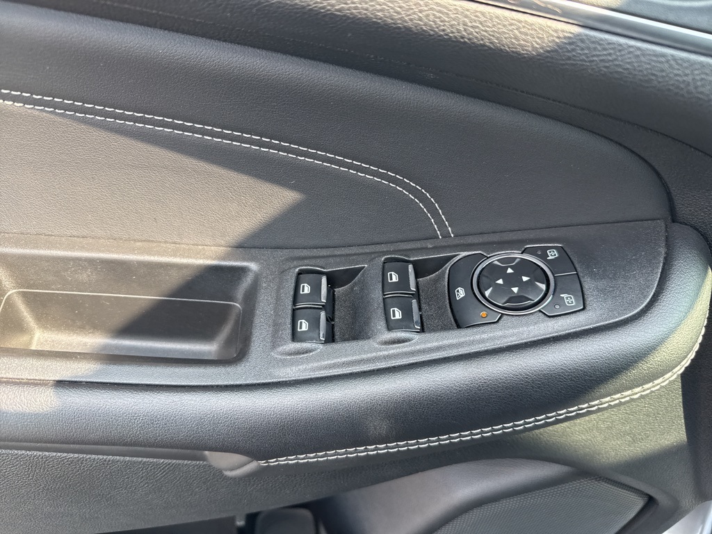 2024 Ford Edge Titanium photo 23