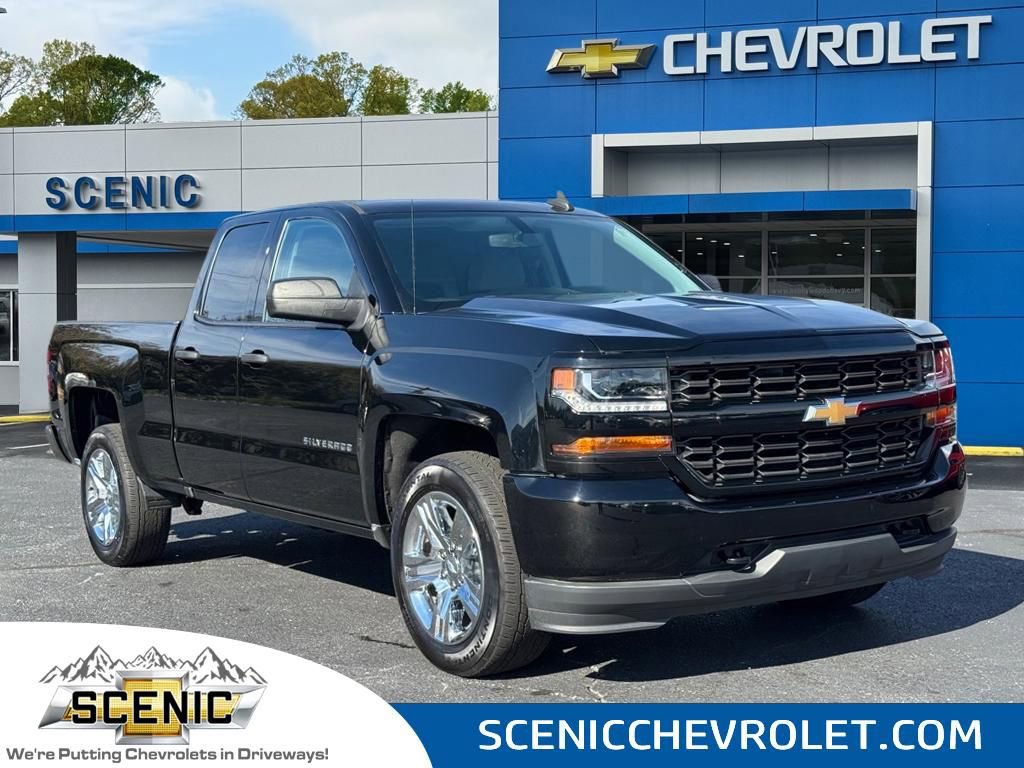 2019 Chevrolet Silverado 1500 LD Custom's photo