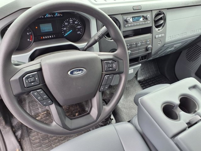 2025 Ford F-650 SuperCab photo 4