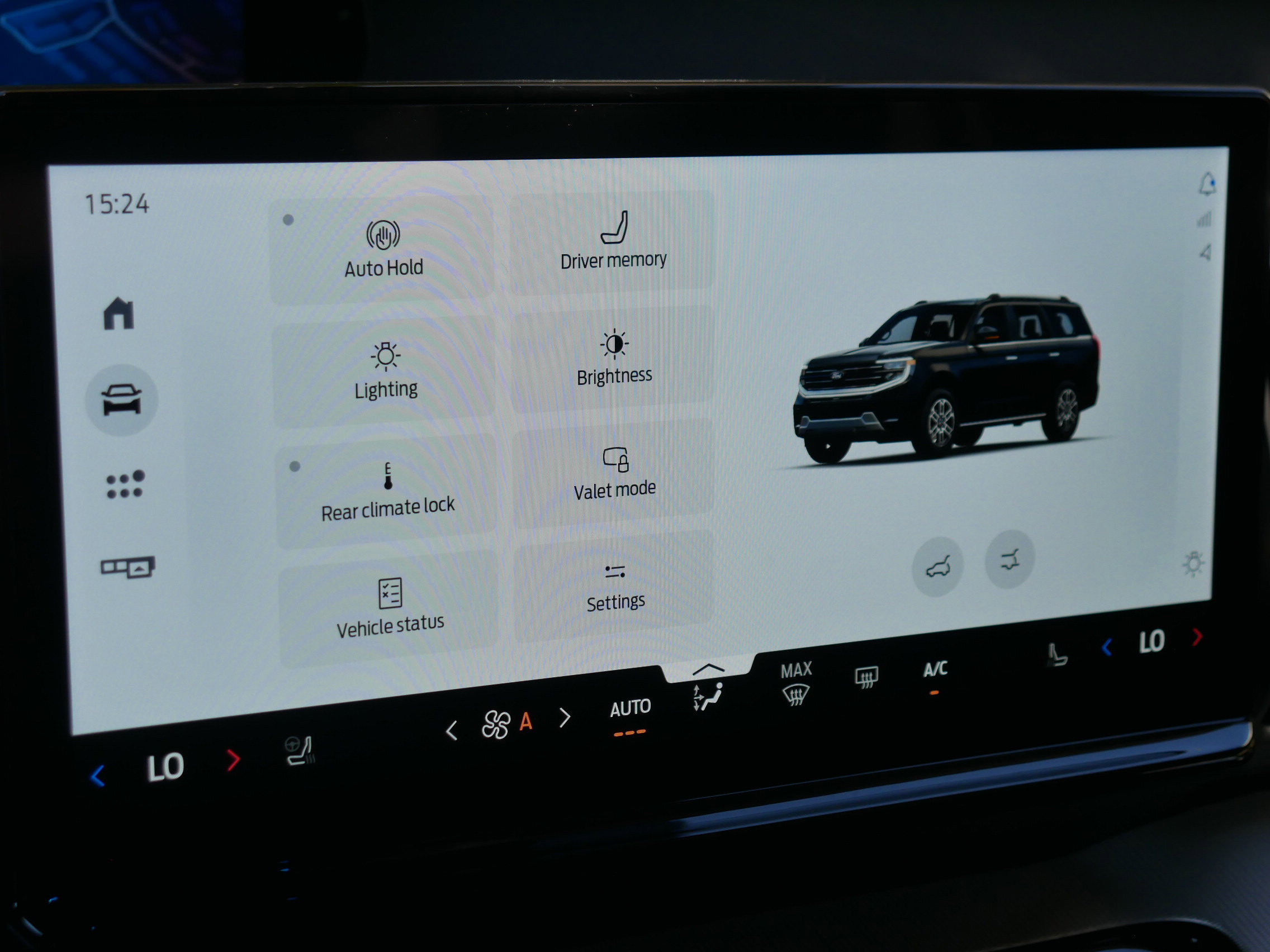 2025 Ford Expedition photo 10
