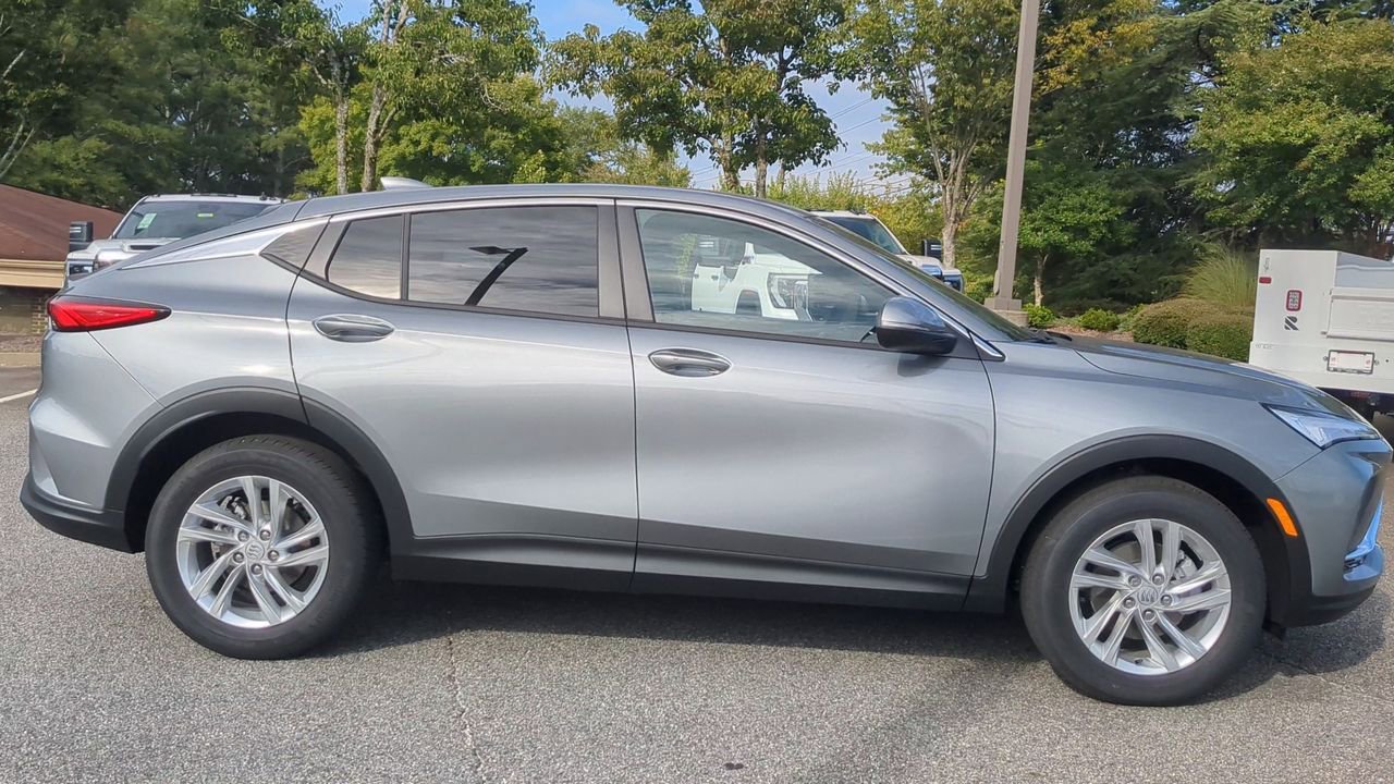 2025 Buick Envista Preferred photo 9