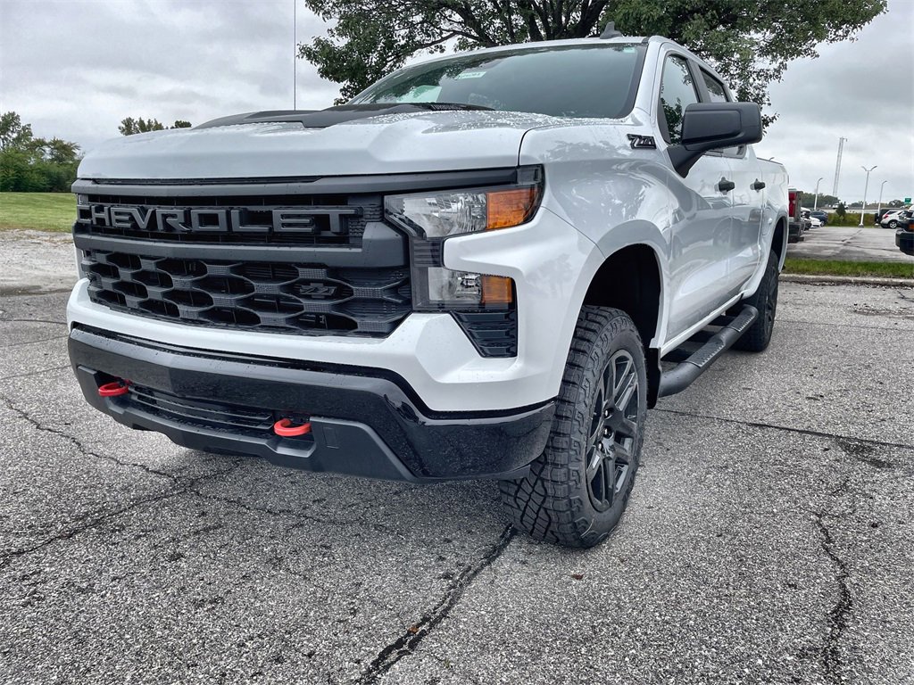 2026 Chevrolet Silverado 1500 Custom Trail Boss photo 3