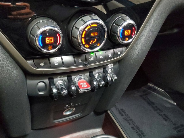 2023 Mini Cooper Signature photo 20