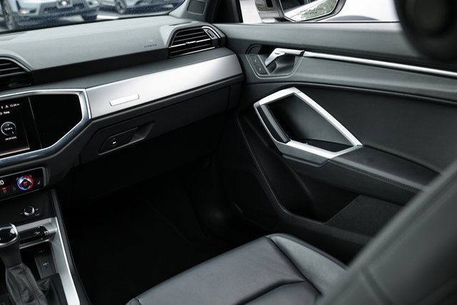 2024 Audi Q3 Premium S line photo 27