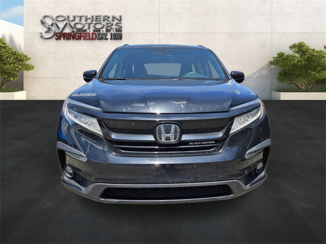 2020 Honda Pilot Black Edition photo 3