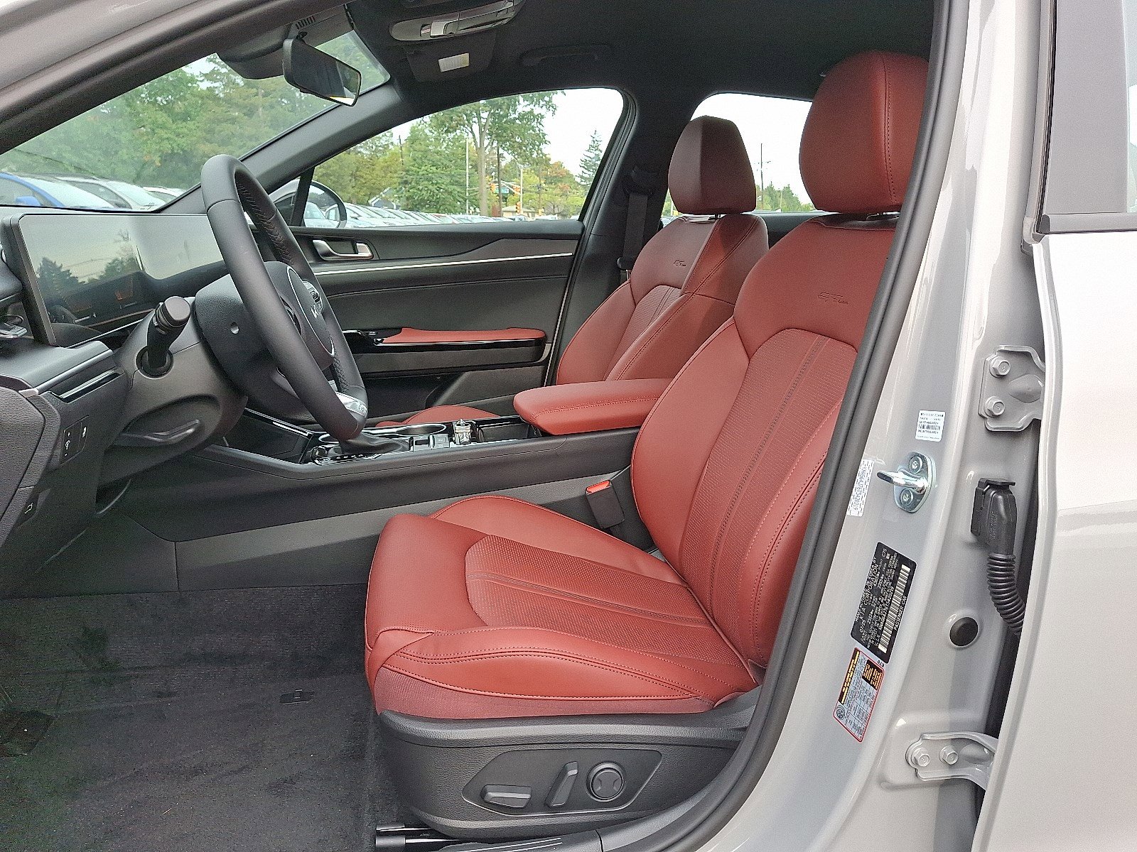2026 Kia K5 GT-Line photo 5
