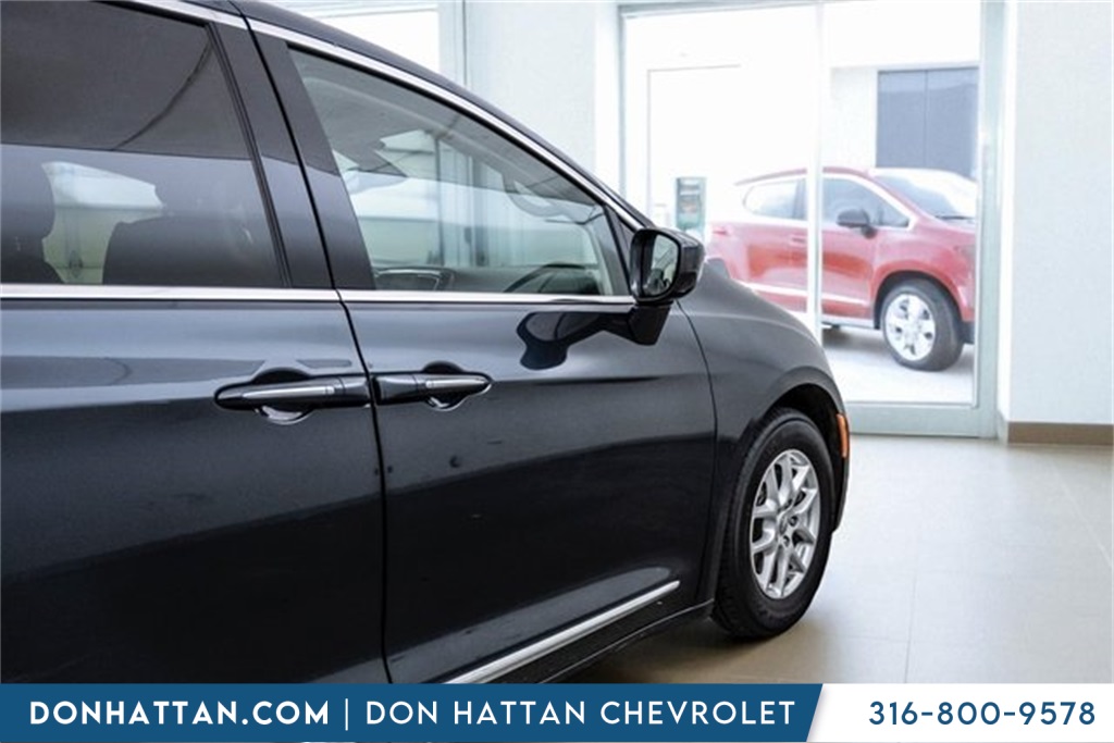 2020 Chrysler Pacifica Touring L photo 38